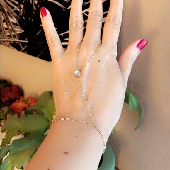 Jewelmint Hand Chain - Picture 3 of 3